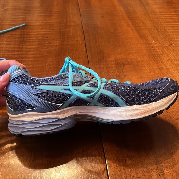 Asics Running Shoes - Picture 6 of 12